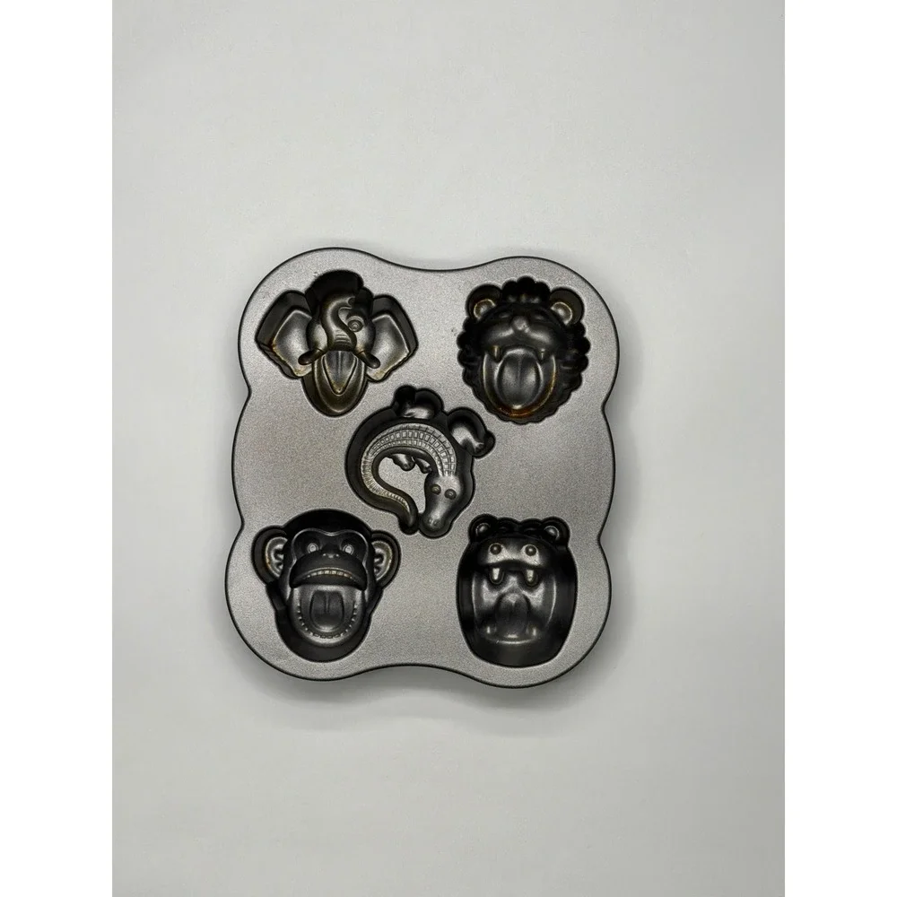 Nordic Ware Hungry Animals Cake Baking Pan 4 Cup Lion Elephant Monkey Hippo Croc